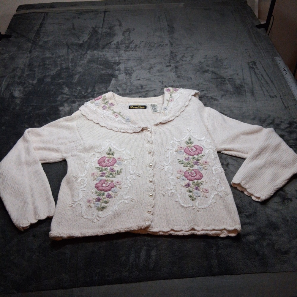 Dana Scott Cream Floral Embroidered Cardigan Sweater Pearl Accents Medium - Picture 2 of 8